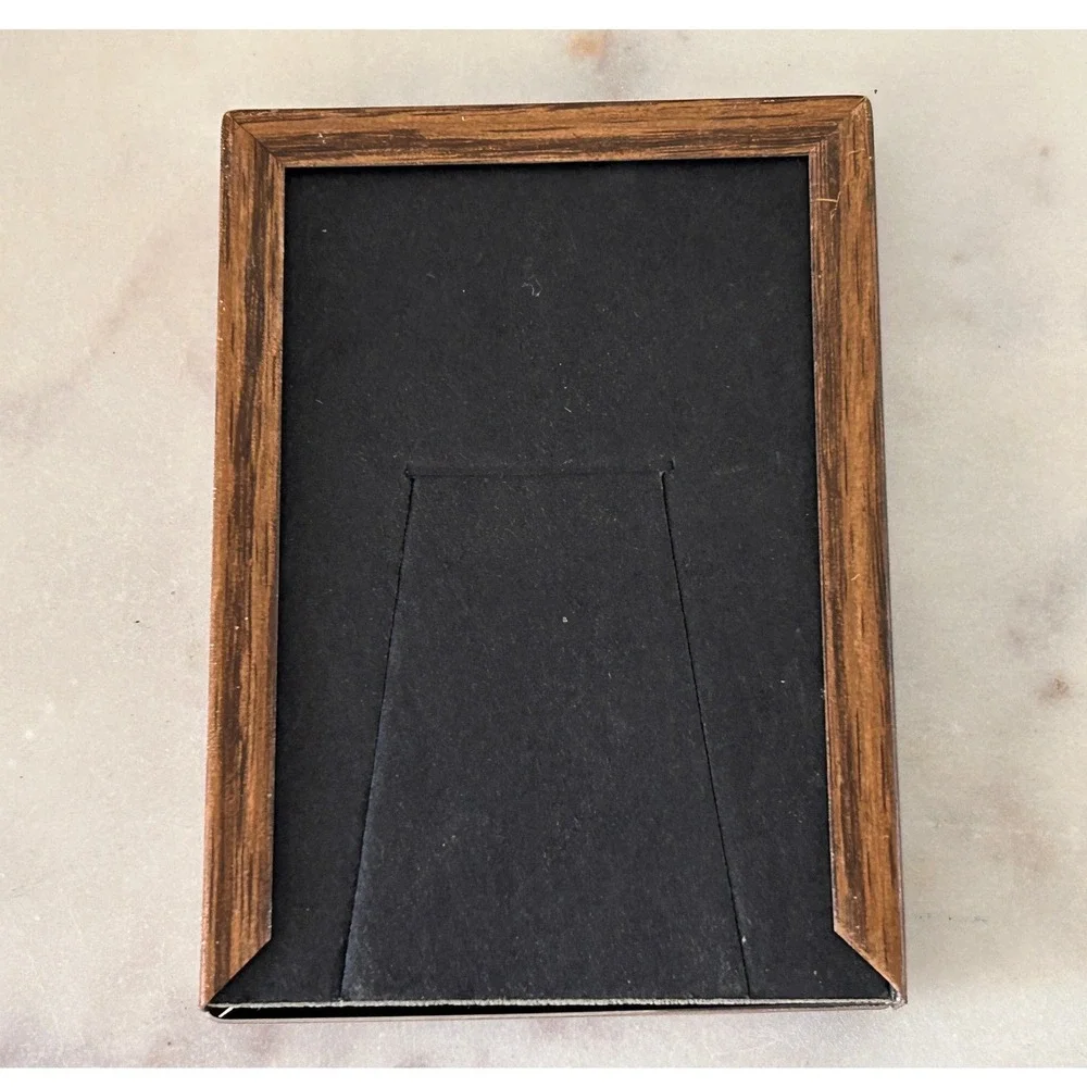 Intercraft Elegance 2.25x3.25 Wood Grain Photo Frame Brown Wallet Size 1109 02W